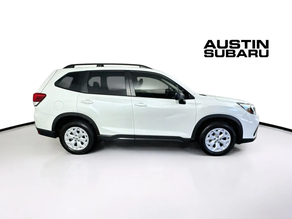Used 2021 White Subaru Base image 8