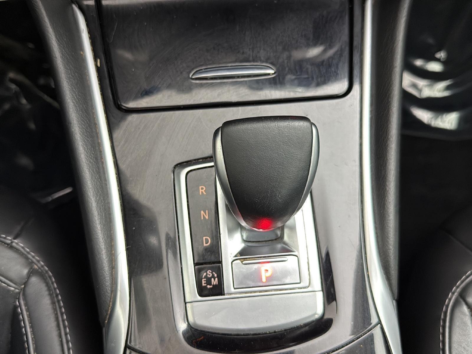 Used 2018 Majestic White INFINITI Premium image 20