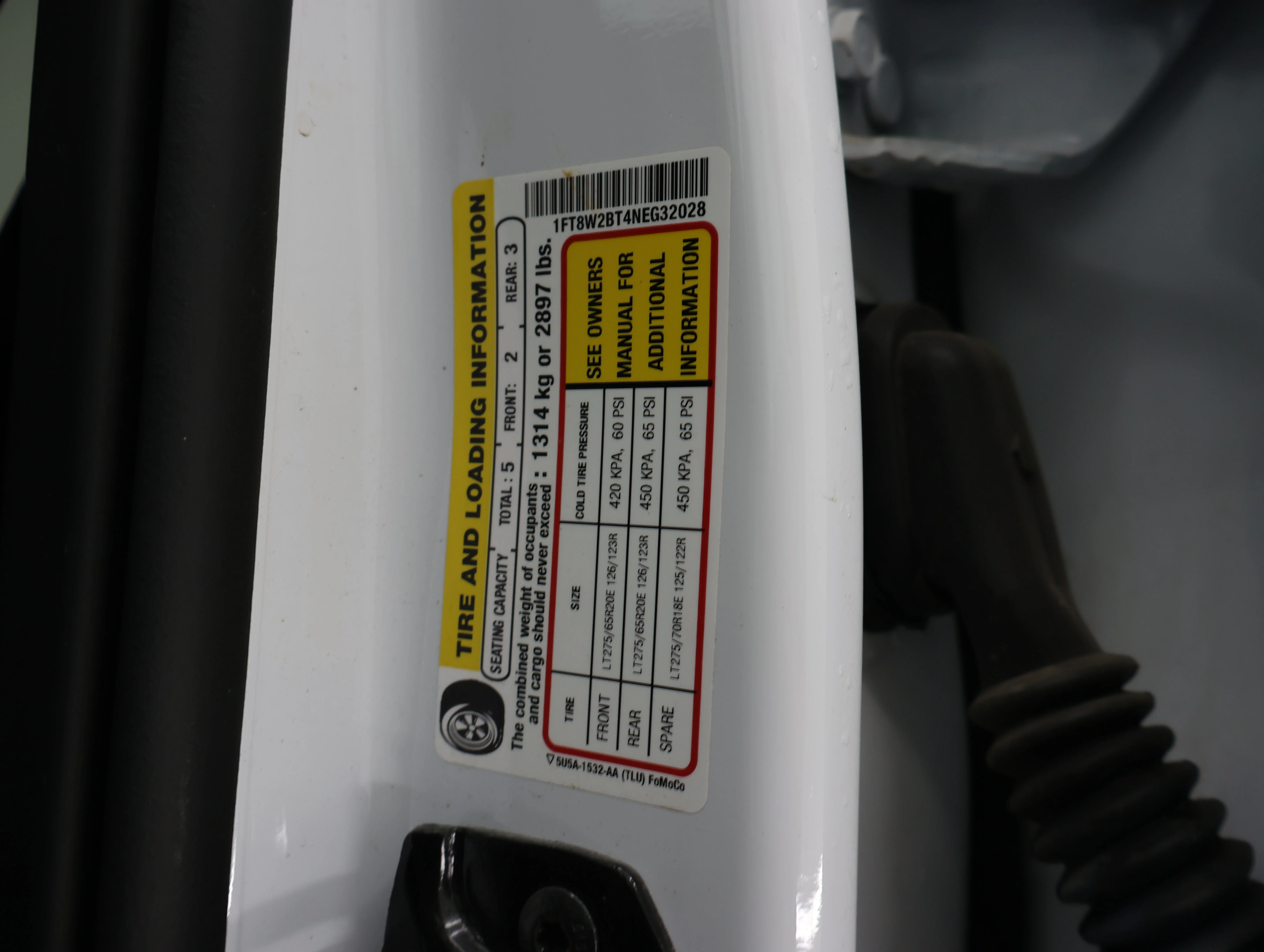 Used 2022 Oxford White Ford XLT image 58