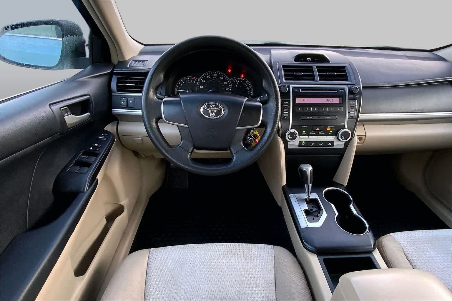 Used 2012 CLEARWATER BLUE META Toyota L image 6