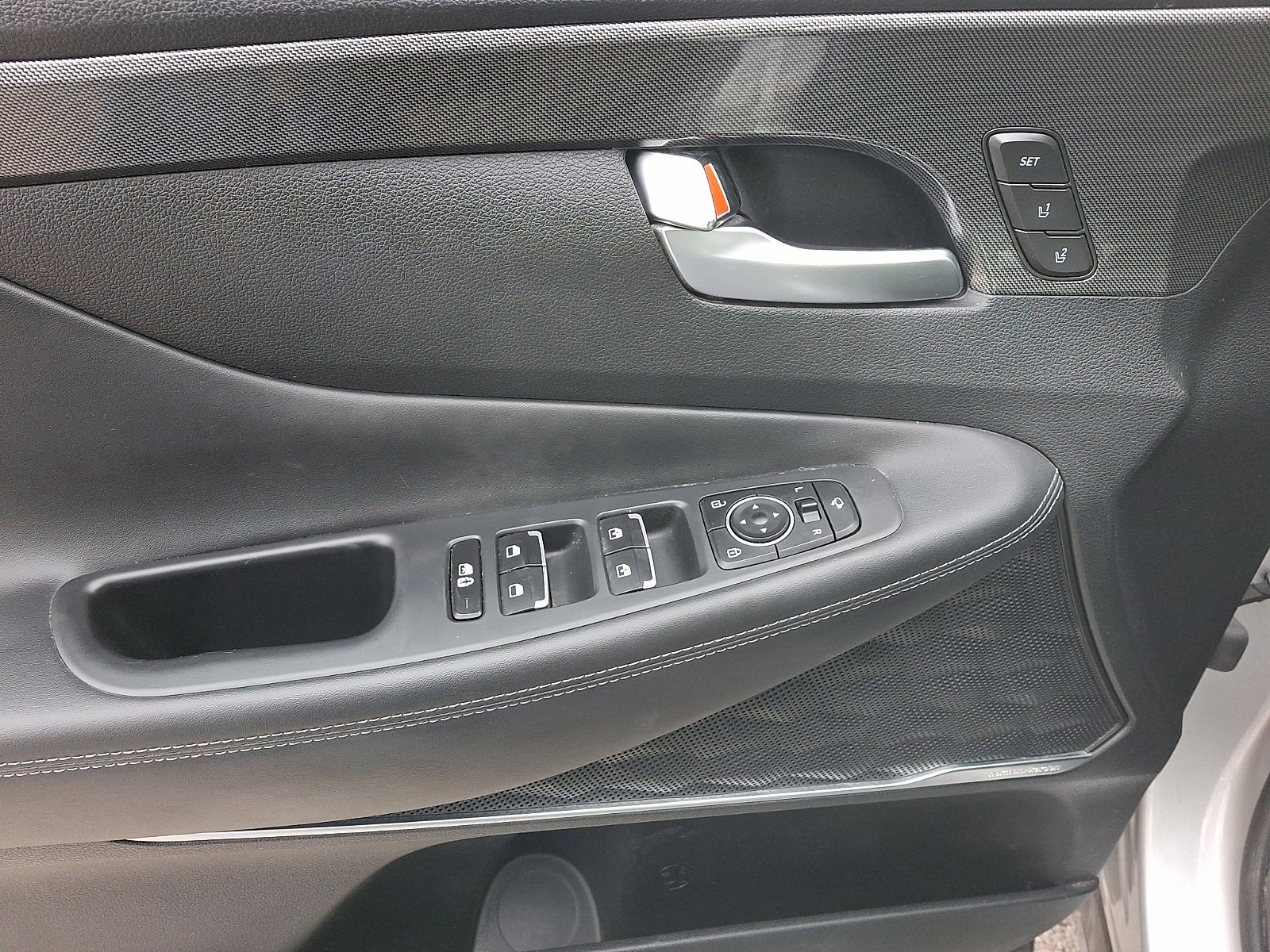 2023 Hyundai Santa Fe Limited PHEV - Photo 12