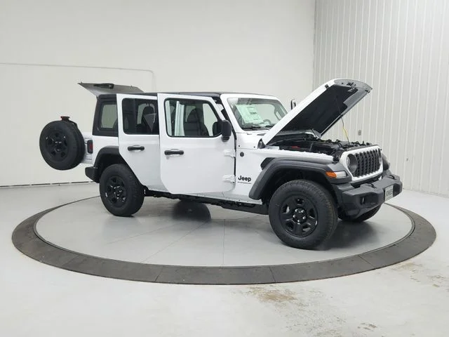 New 2026 Bright White Clear-Coat Exterior Paint Jeep Sport image 9