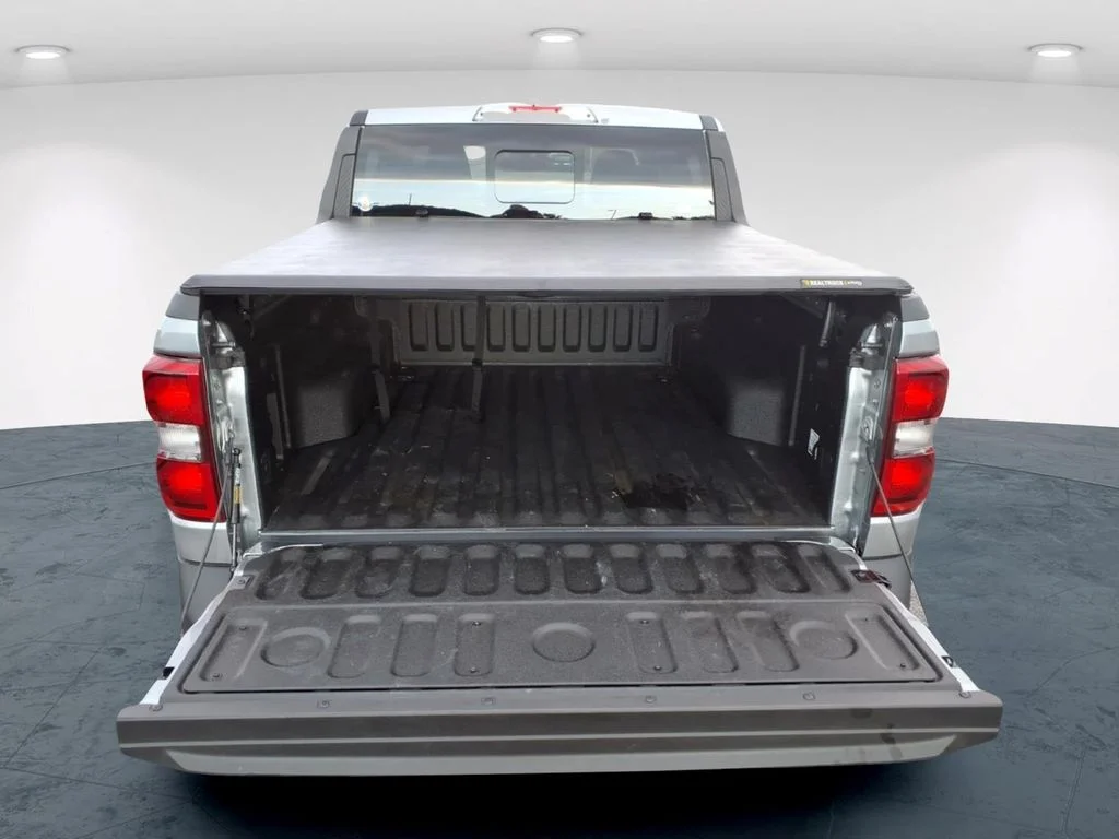 Used 2024 Silver Ford Lariat image 11