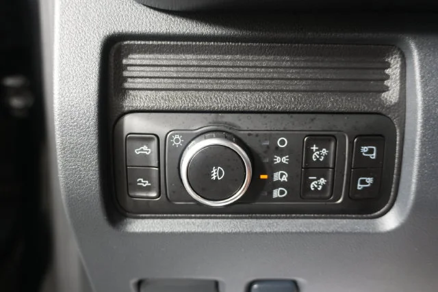 Used 2026 Agate Black Metallic Ford Platinum image 24
