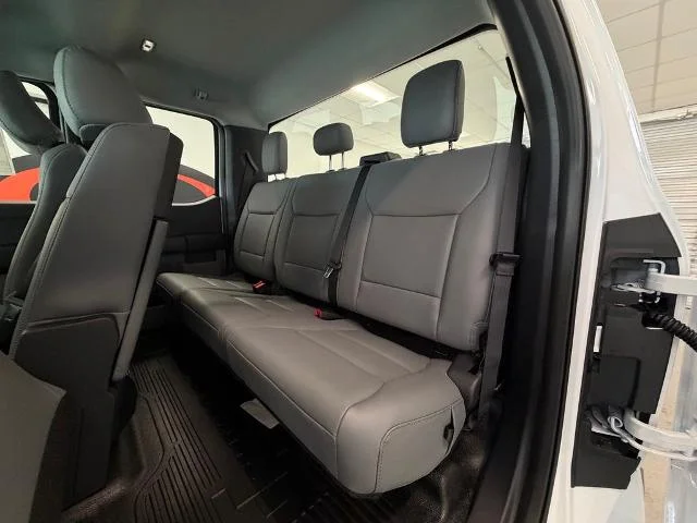 New 2027 Oxford White Ford F-250® XL image 26
