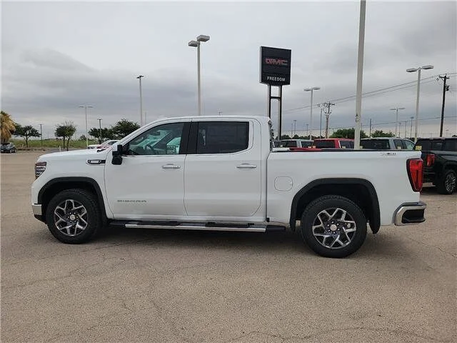 New 2026 Summit White GMC SLT image 2
