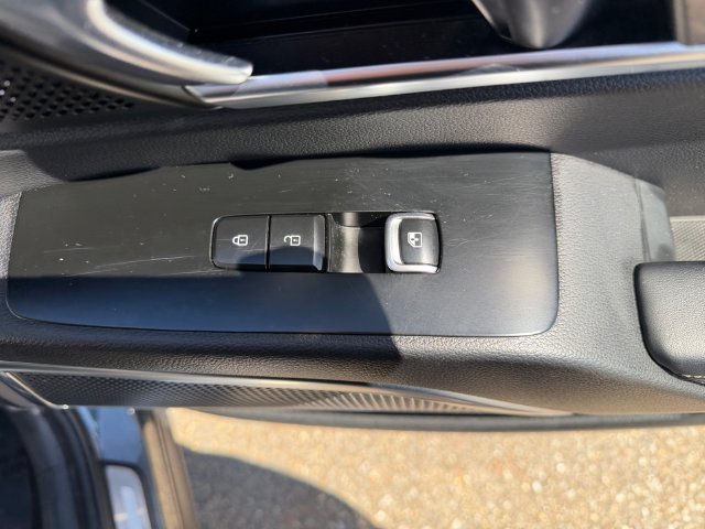 Used 2020 Gray Kia SX image 33