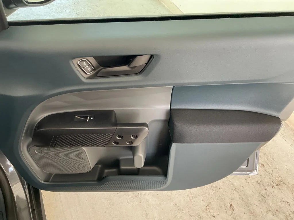 New 2026 Carbonized Gray Metallic Ford XL image 30