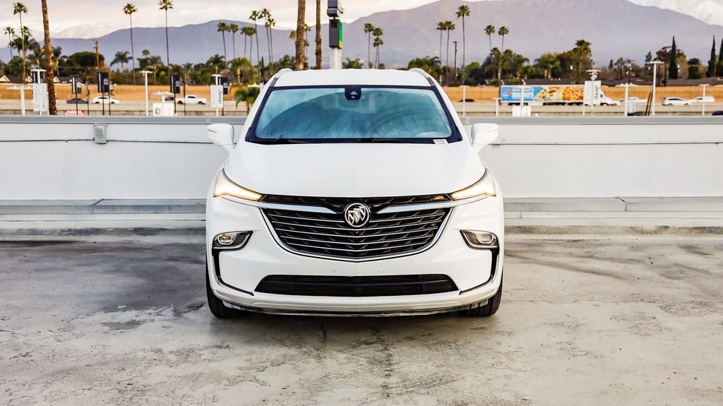 Used 2024 Summit White Buick Premium Group image 3
