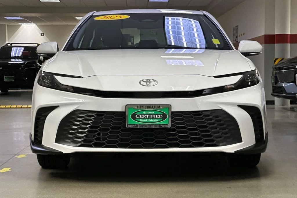 Certified Used 2025 White Toyota SE image 9