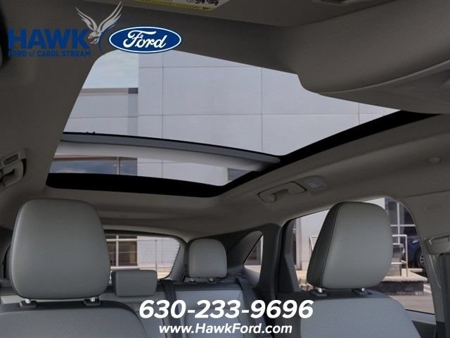 New 2025 Star White Metallic Tri-coat Ford Plug-in Hybrid image 22