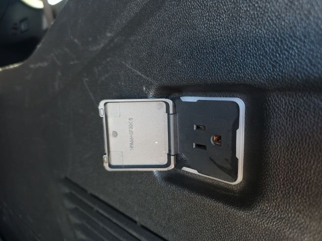 Used 2025 Gray Chevrolet Z71 image 33