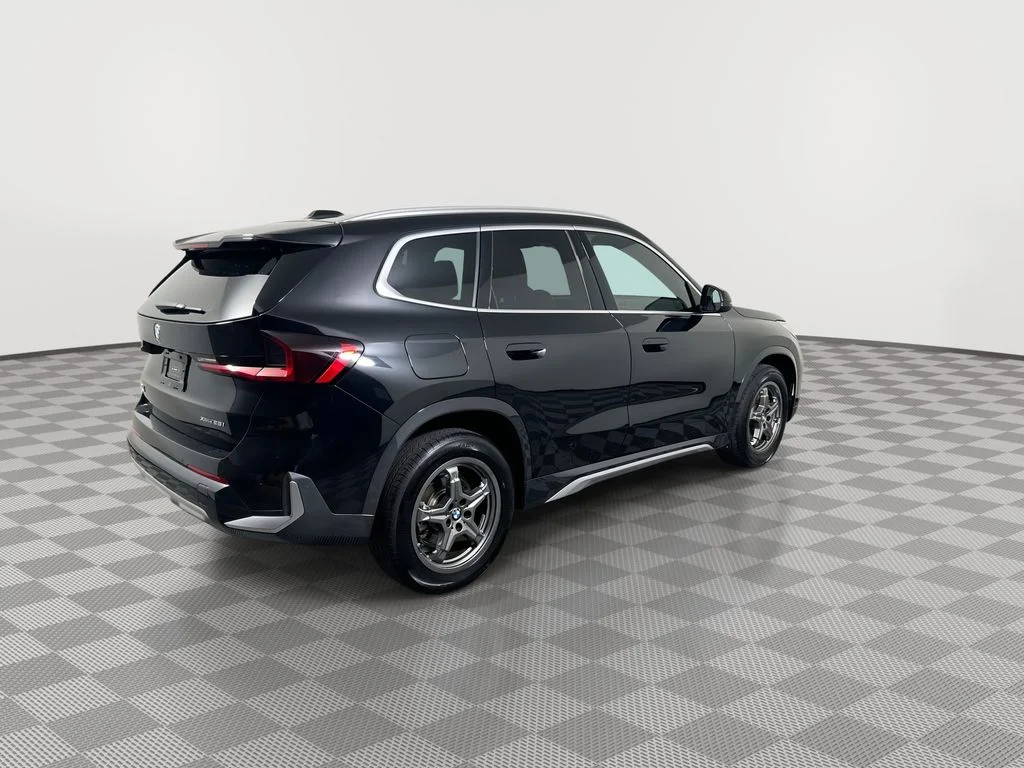 Used 2025 Black BMW xDrive28i image 8