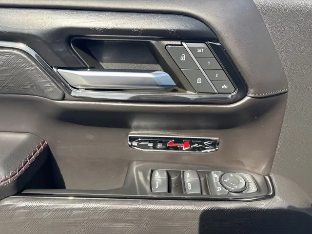 Used 2023 White GMC AT4X image 12