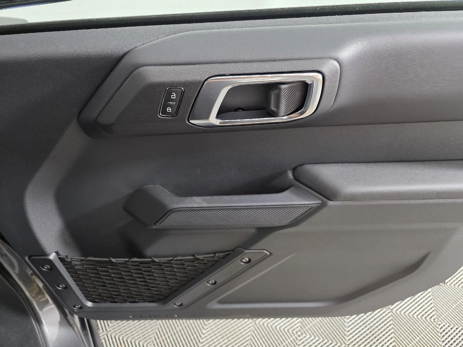 Used 2025 Carbonized Gray Metallic Ford Badlands image 25