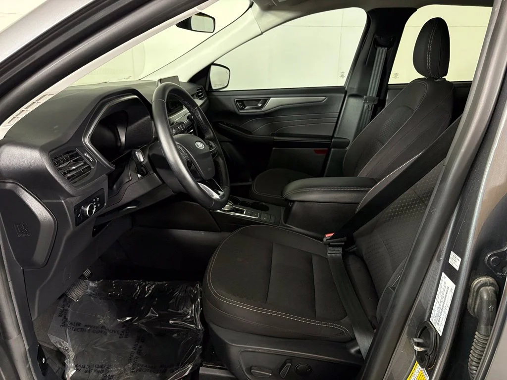 Used 2024 Gray Ford Active image 18