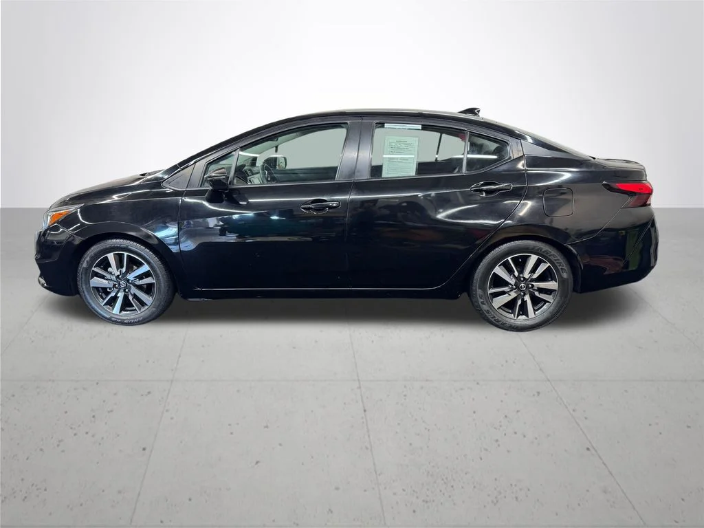 Used 2021 Black Nissan 1.6 SV image 3