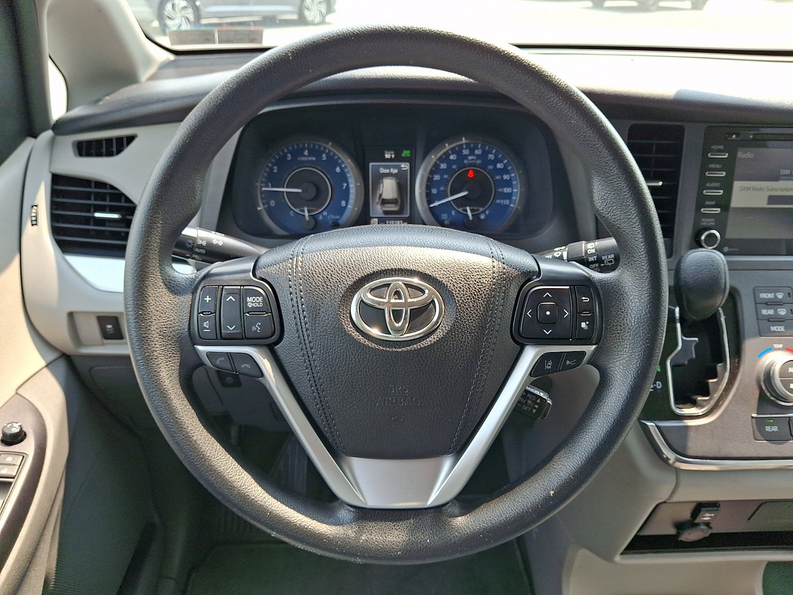 Used 2019 Predawn Gray Mica   1H1 Toyota LE Auto Access Seat image 21
