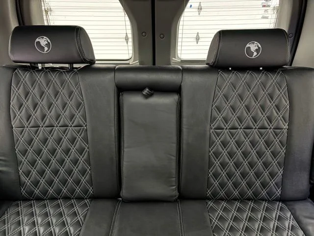Used 2025 Gray Metallic Ford Explorer Limited SE image 44