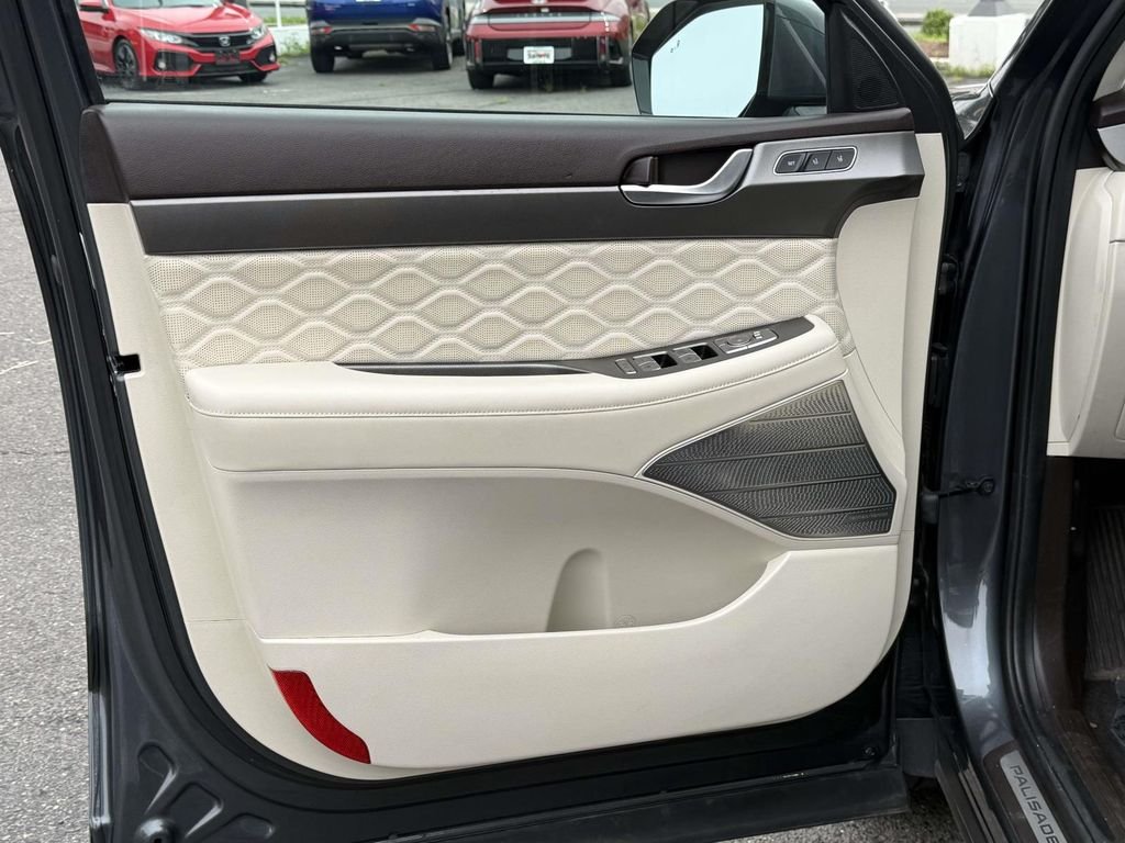 Certified Used 2020 Graphite Hyundai Limited image 30