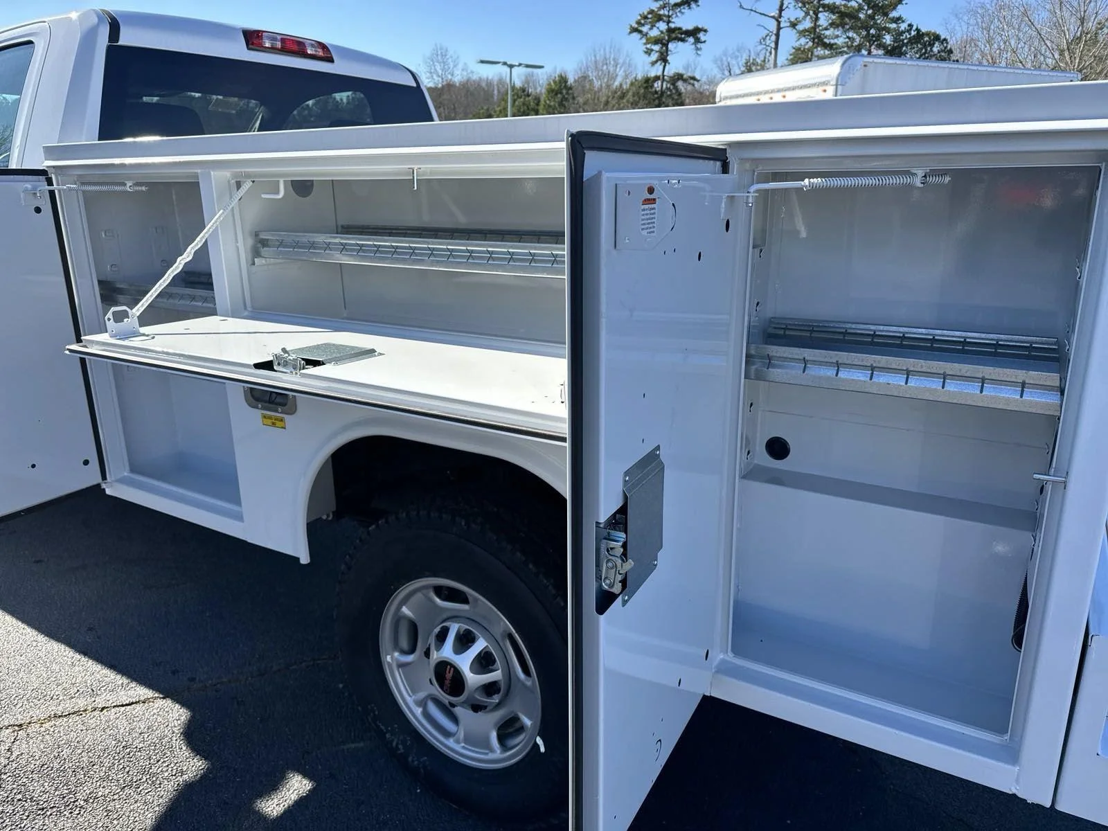 2025 GMC Sierra 2500HD Pro - Photo 14