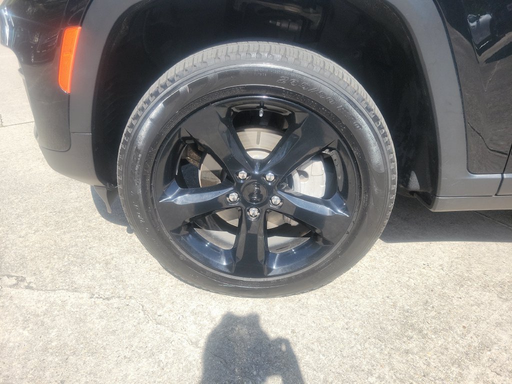 Used 2025 Black Jeep Limited image 35