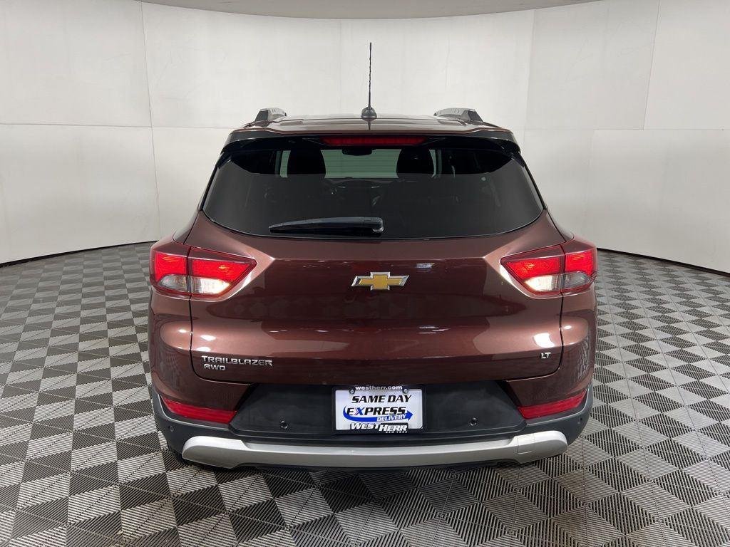 Used 2022 Red Metallic Chevrolet LT image 12