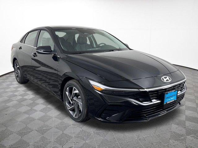 New 2026 Black Hyundai Limited image 4