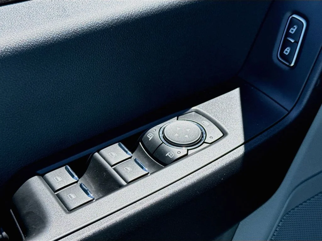 New 2026 Oxford White Ford F-250® XL image 17