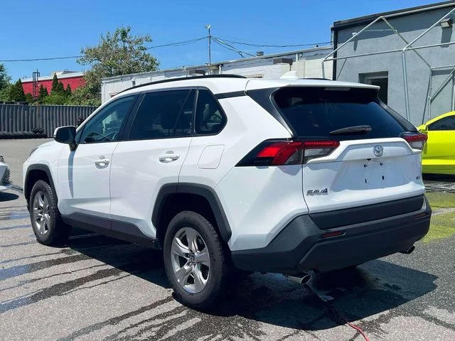 Used 2024 White Toyota XLE image 8
