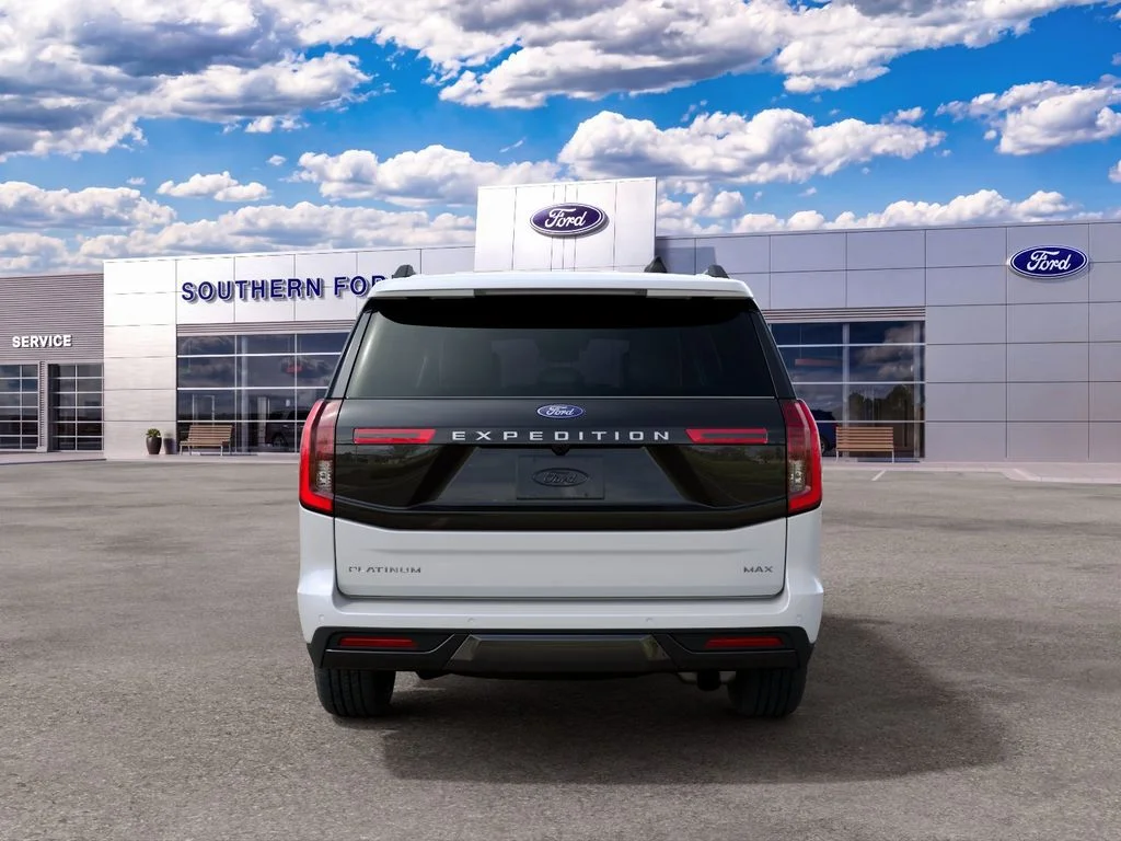 New 2027 Star White Metallic Tri-Coat Ford Platinum image 8