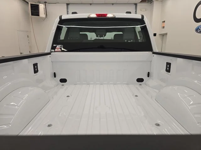 New 2026 Oxford White Ford F-250® XL image 17