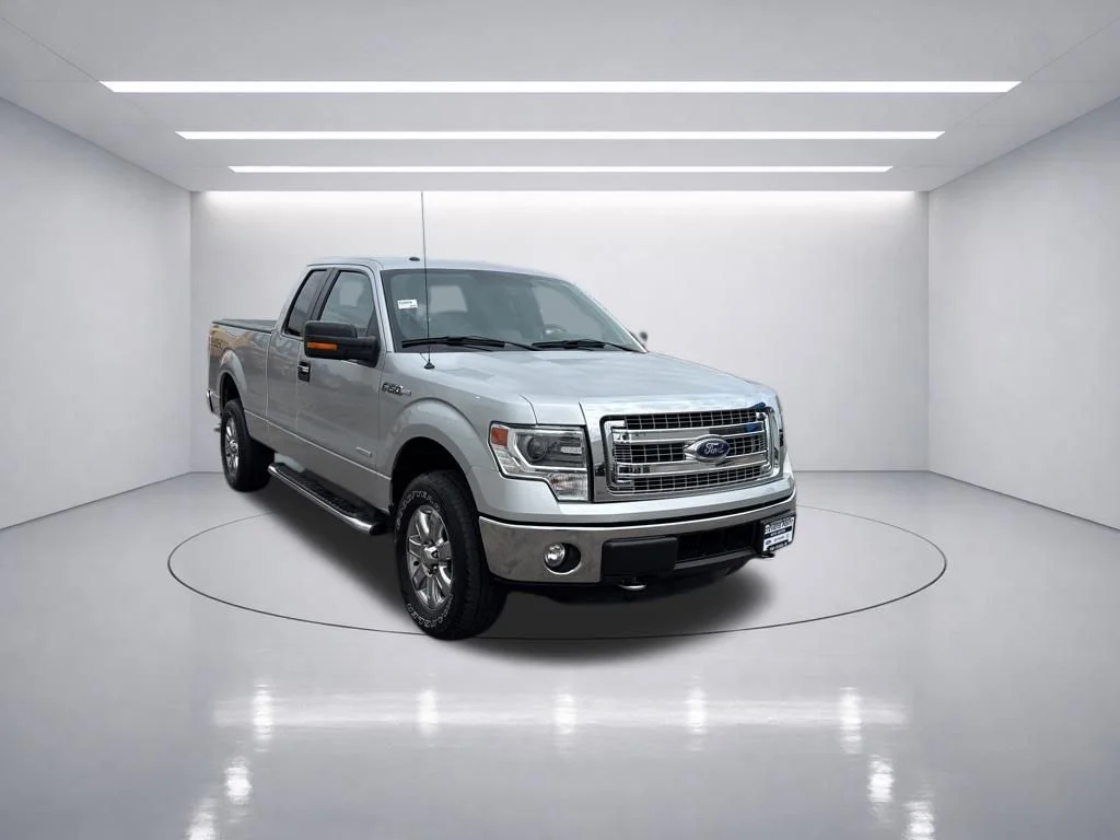 Used 2014 Ingot Silver Metallic Ford XLT image 9
