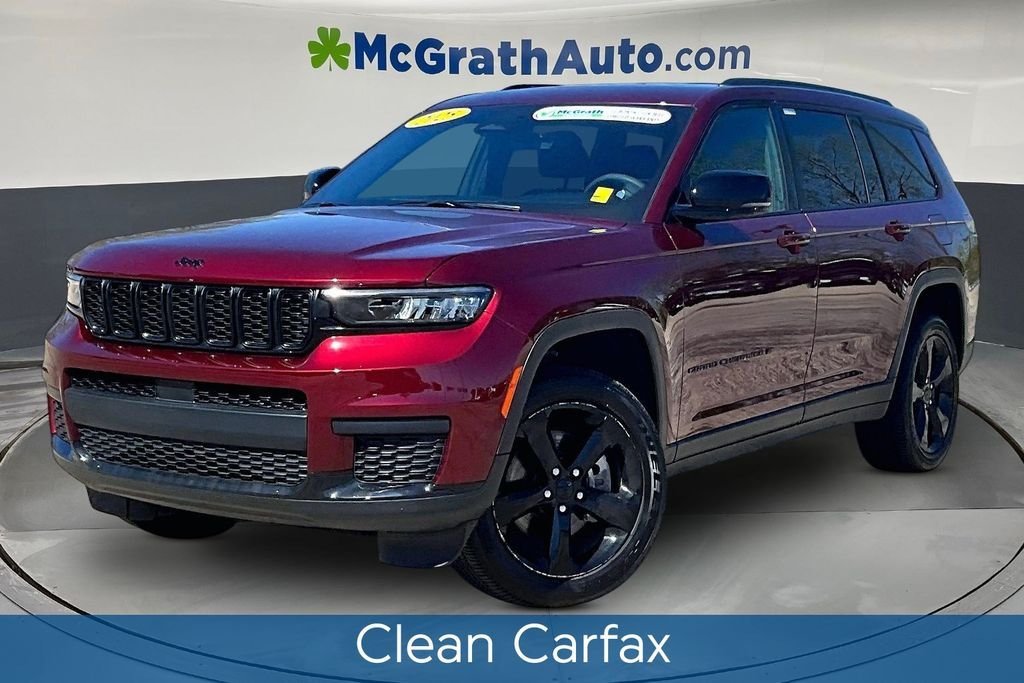 Used 2025 Red Jeep Altitude image 3