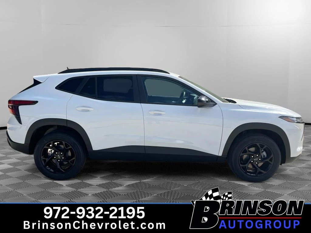 New 2026 Summit White Chevrolet LT image 4