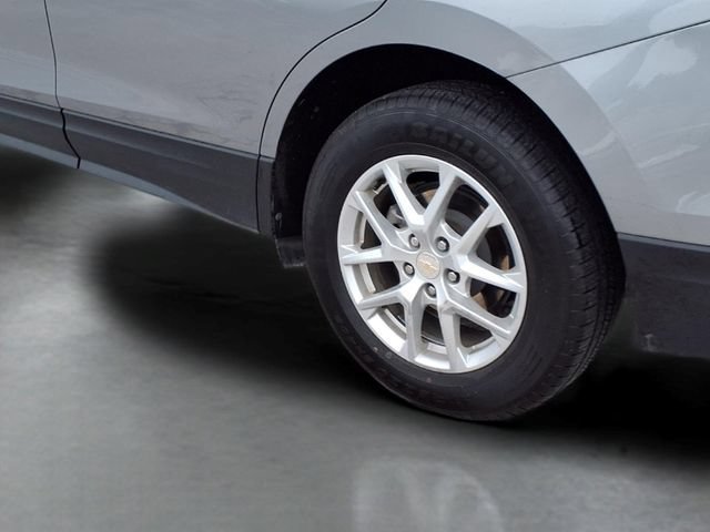 Used 2024 Sterling Gray Metallic Chevrolet LT image 24