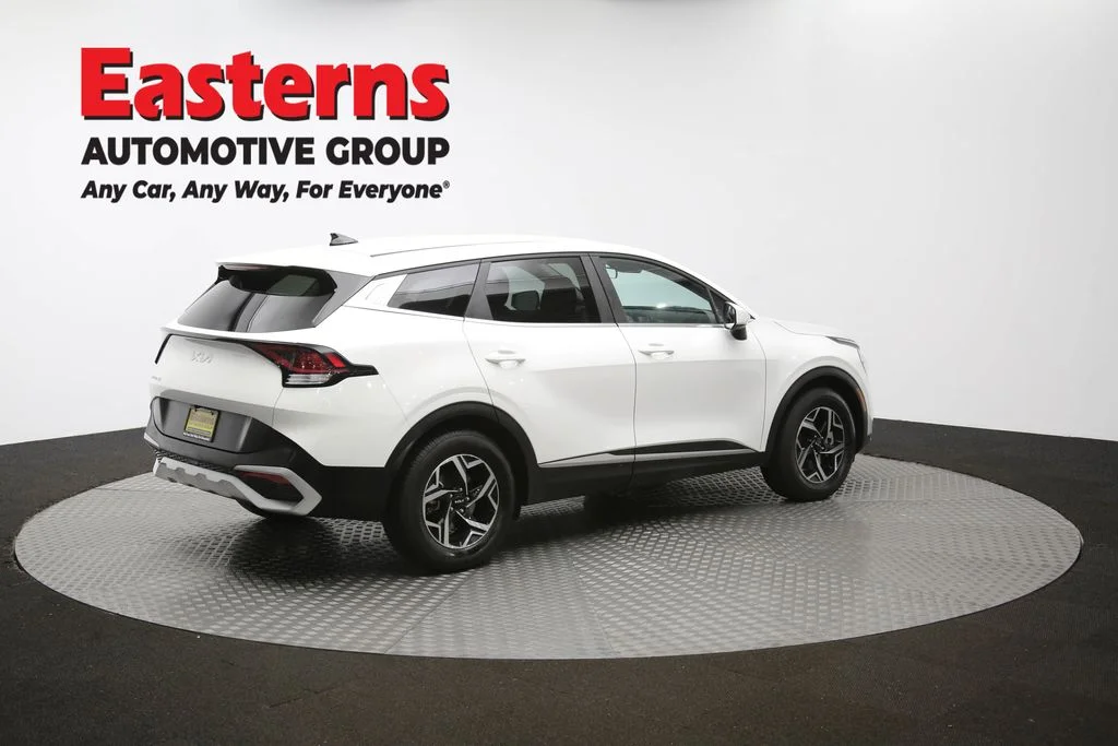 Used 2023 White Kia LX image 39