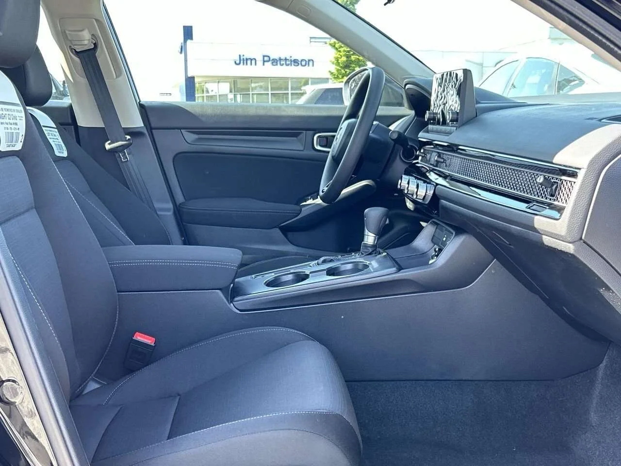 Used 2025 Crystal Black Pearl Honda LX CVT Sedan Certified Pre-Owned   No Accident   O image 31