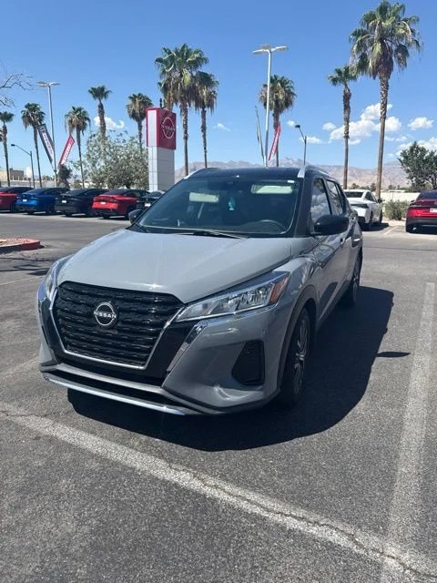 Certified Used 2023 Super Black Nissan SV image 1