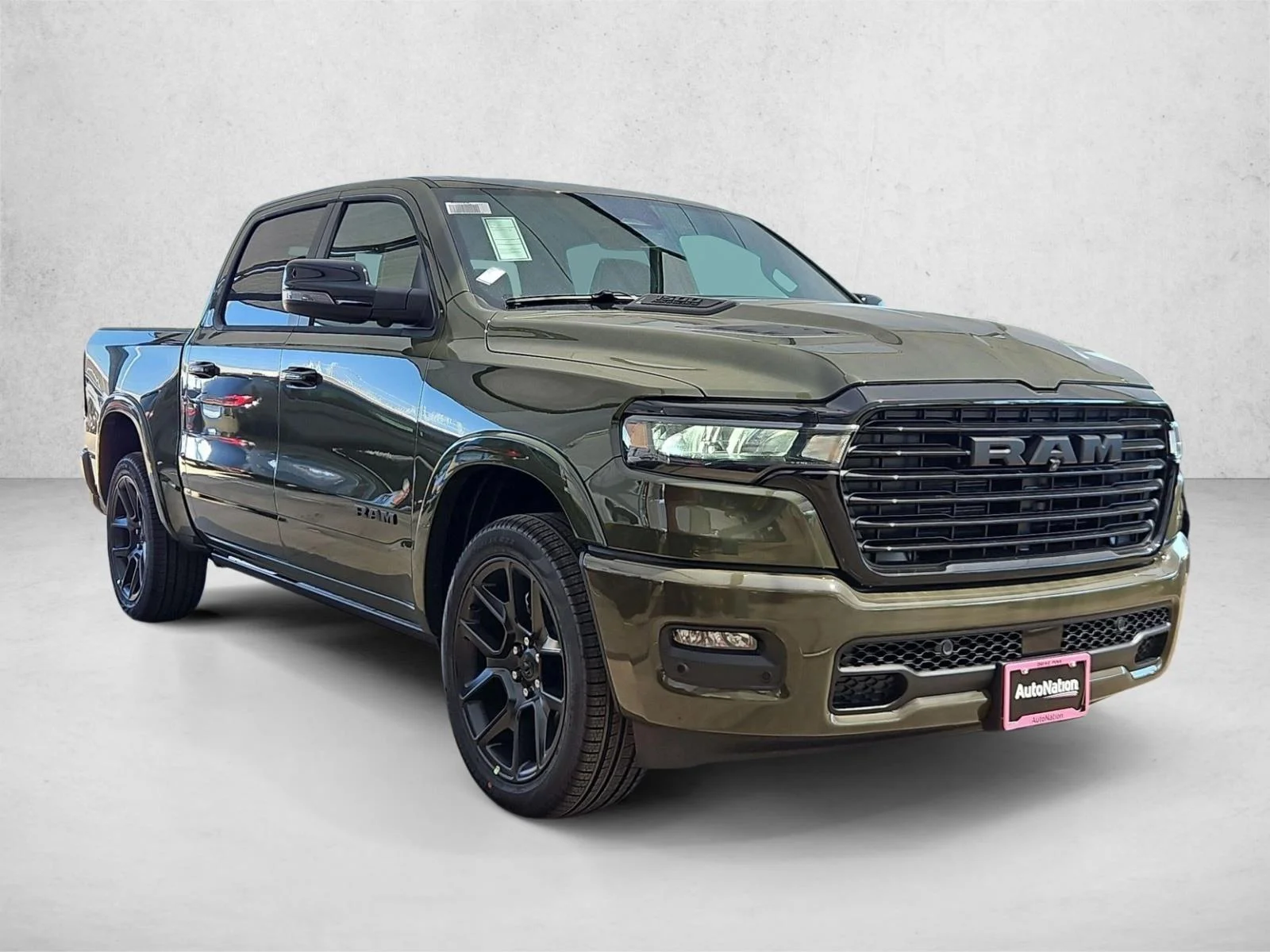 New 2027 Tank Ram Laramie image 7