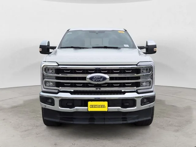 Certified Used 2025  Ford King Ranch image 2