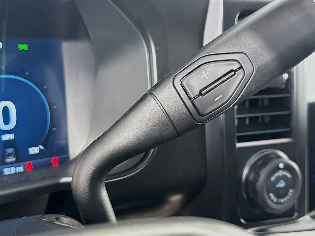 New 2026 Star White Metallic Tri-Coat Ford F-250® King Ranch® image 17