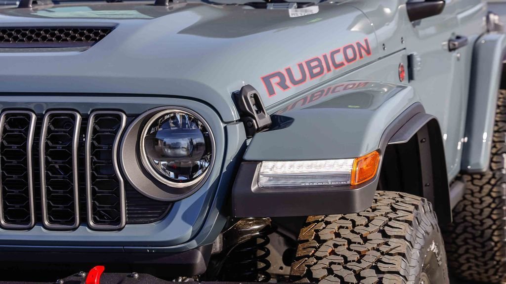 New 2026 Anvil Clear Coat Jeep Rubicon X image 5