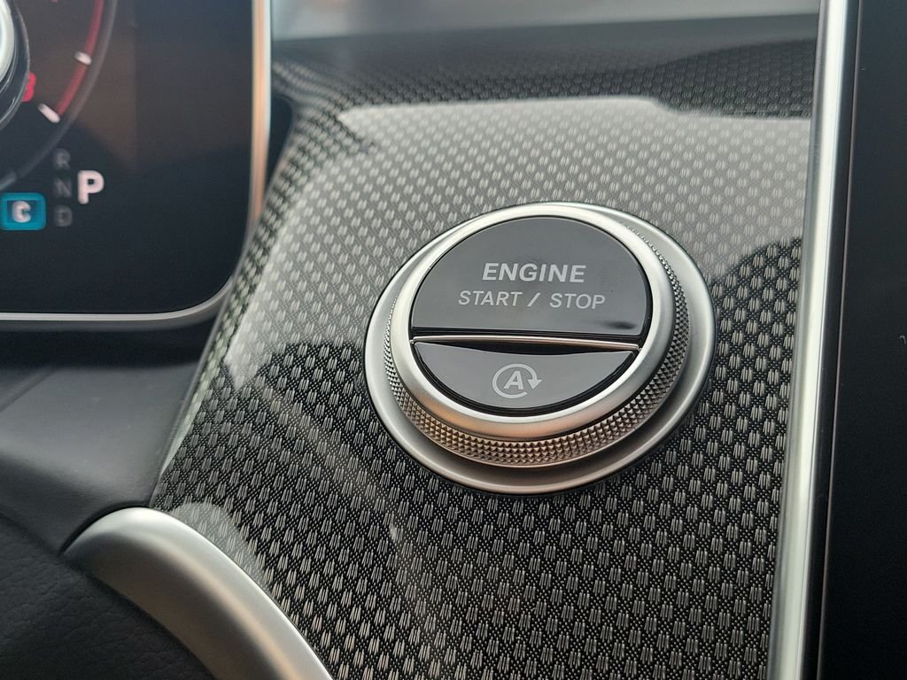 New 2026 MANUFAKTUR Alpine Grey Mercedes-Benz GLC 300 image 29