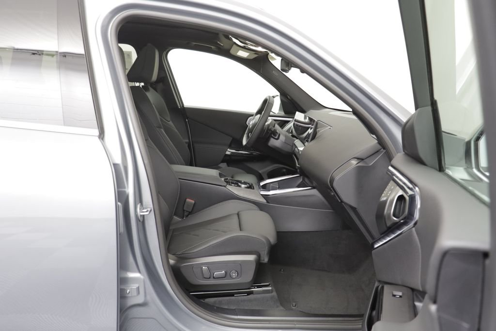 New 2026 Skyscraper Grey Metallic BMW 30 xDrive image 19