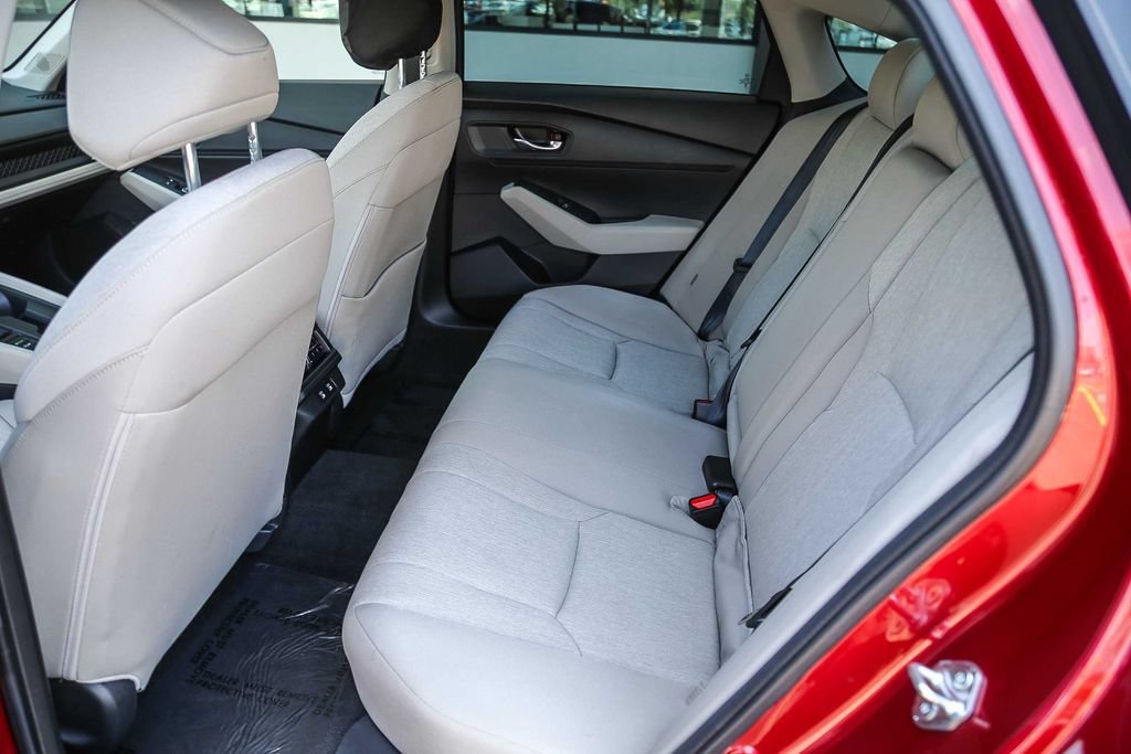 2025 Honda Accord SE - Photo 48
