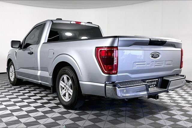Used 2022 Silver Ford XLT image 2