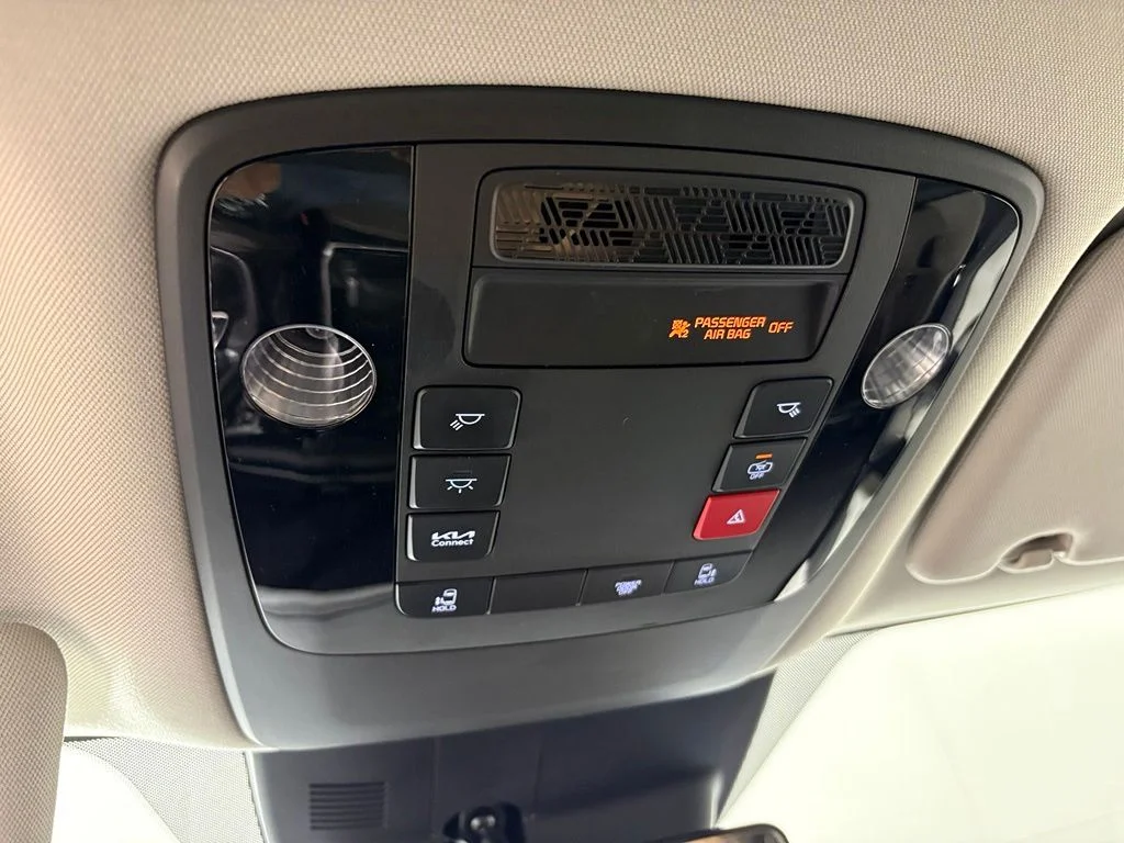 Used 2025 Gray Kia LXS image 36