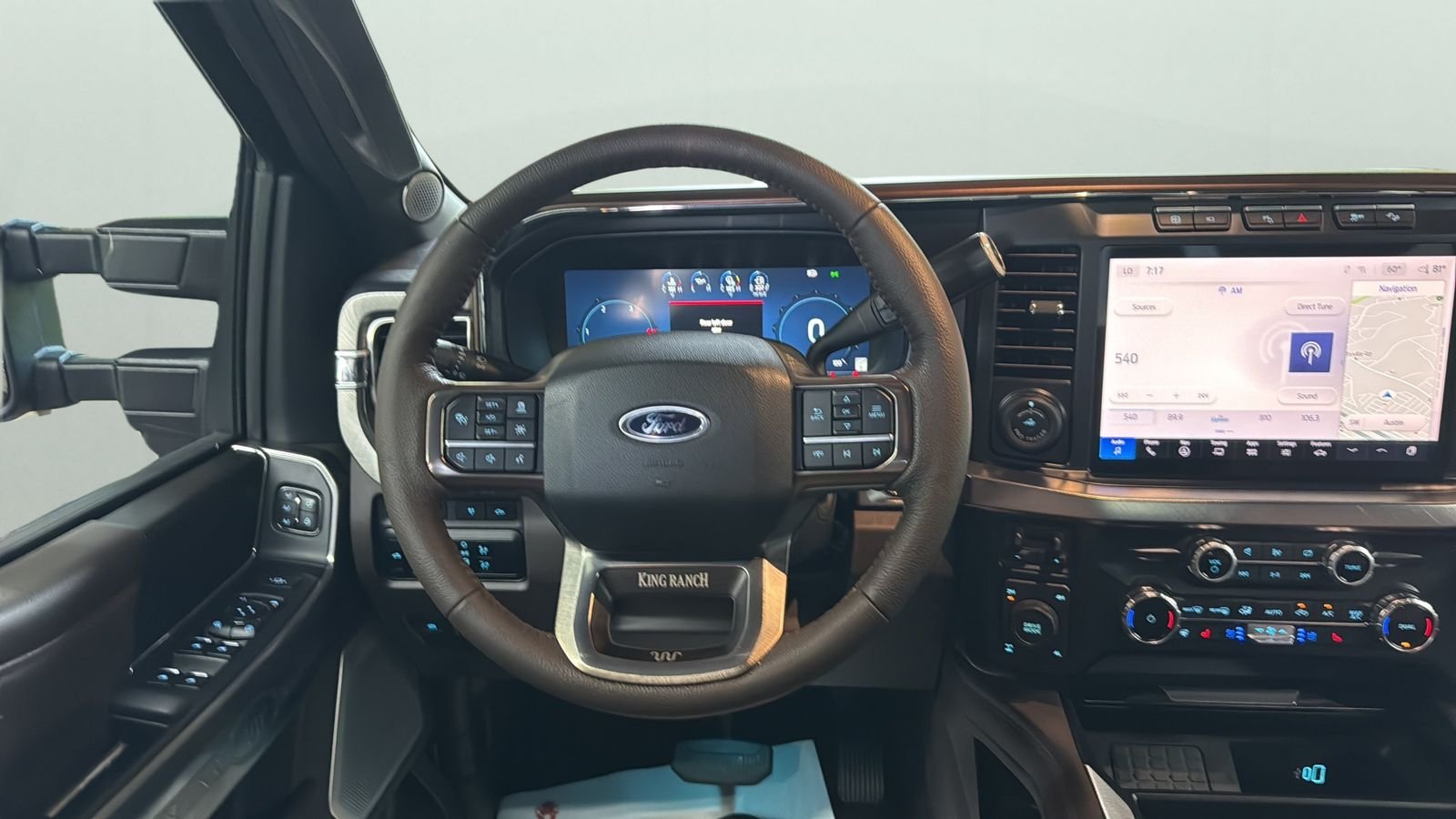 Used 2024 Red Ford King Ranch image 12