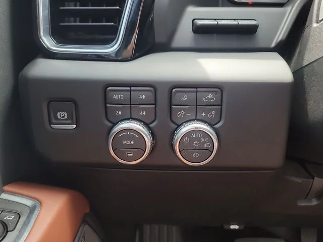 Used 2026 Silver GMC Denali Ultimate image 32